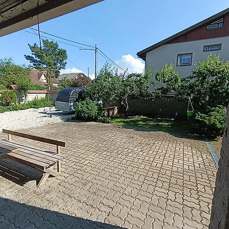 Urusel Gostinjska kuća