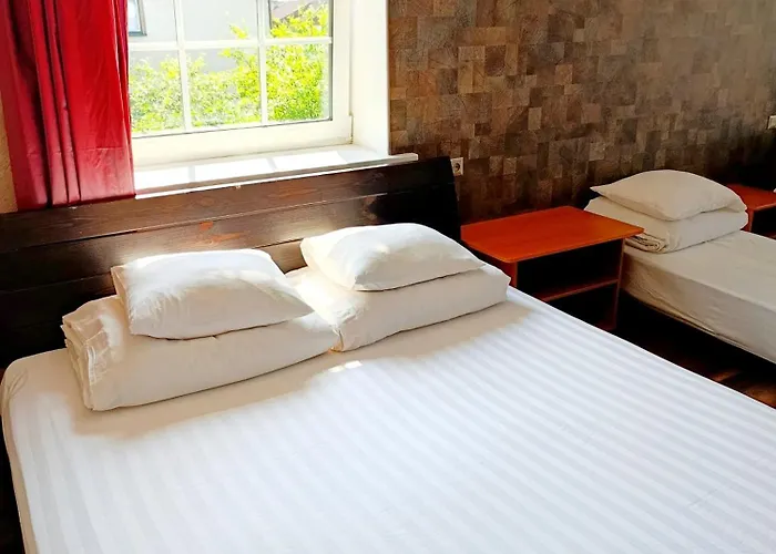 Urusel 3* تالين