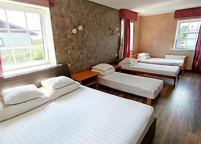 Urusel 3* تالين