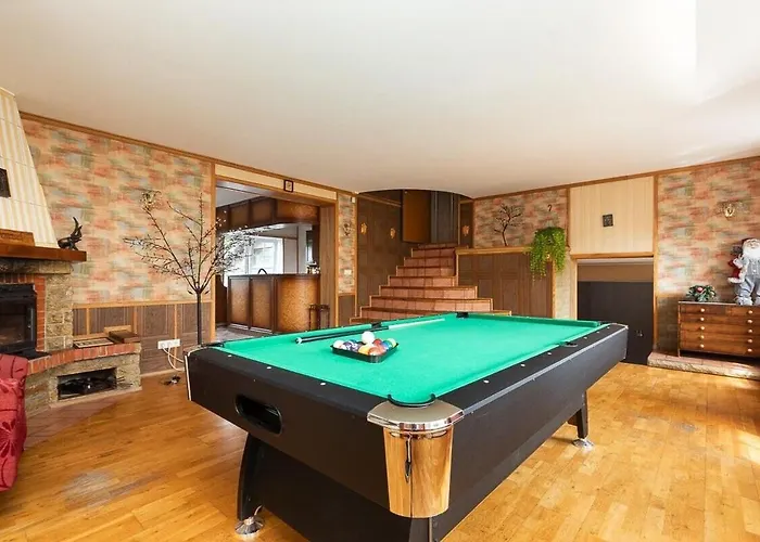 بيت ضيافة Urusel